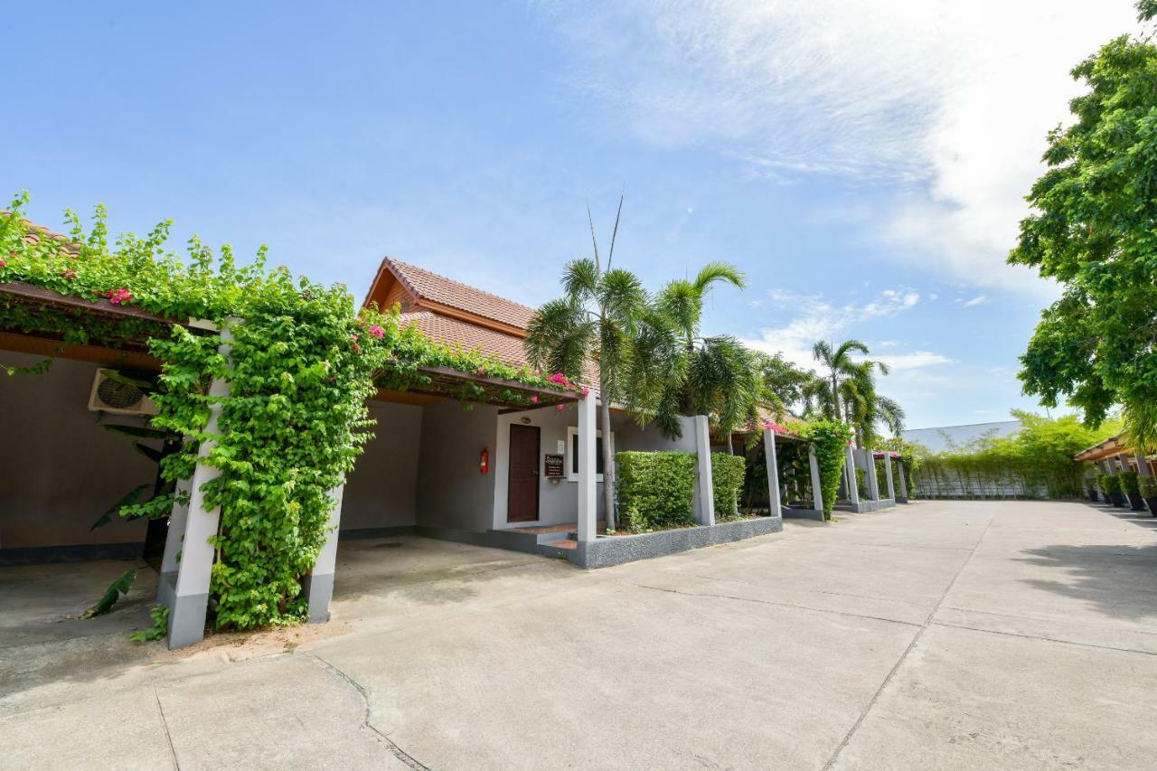 Oyo 245 Sweet Sense Jomtien Resort Pattaya Exterior photo
